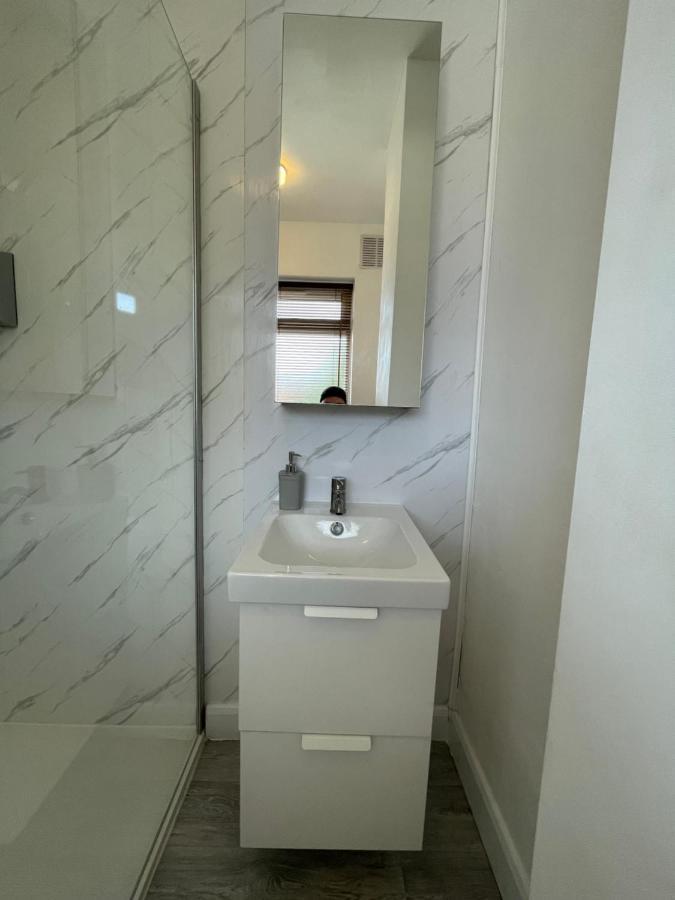 Lovely 2 Bed Apartment, Arnold Town Centre. نوتينغهام المظهر الخارجي الصورة