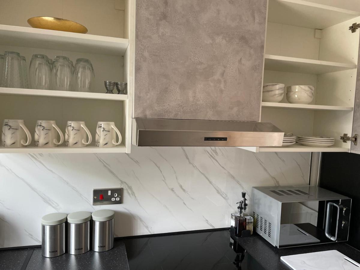 Lovely 2 Bed Apartment, Arnold Town Centre. نوتينغهام المظهر الخارجي الصورة