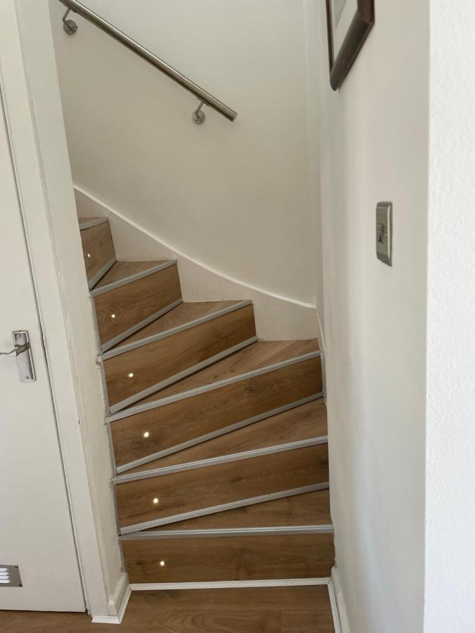 Lovely 2 Bed Apartment, Arnold Town Centre. نوتينغهام المظهر الخارجي الصورة