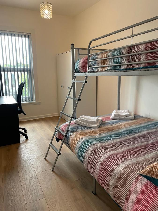 Lovely 2 Bed Apartment, Arnold Town Centre. نوتينغهام المظهر الخارجي الصورة
